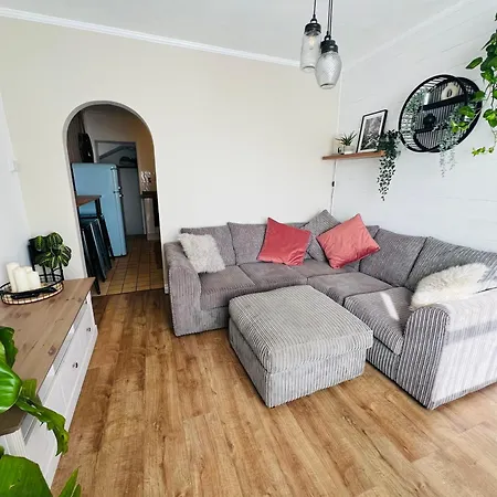 The Annexe At Tenniside Holiday home *
