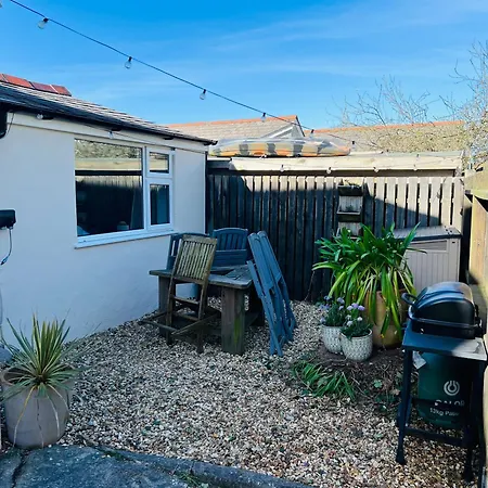 The Annexe At Tenniside Holiday home *